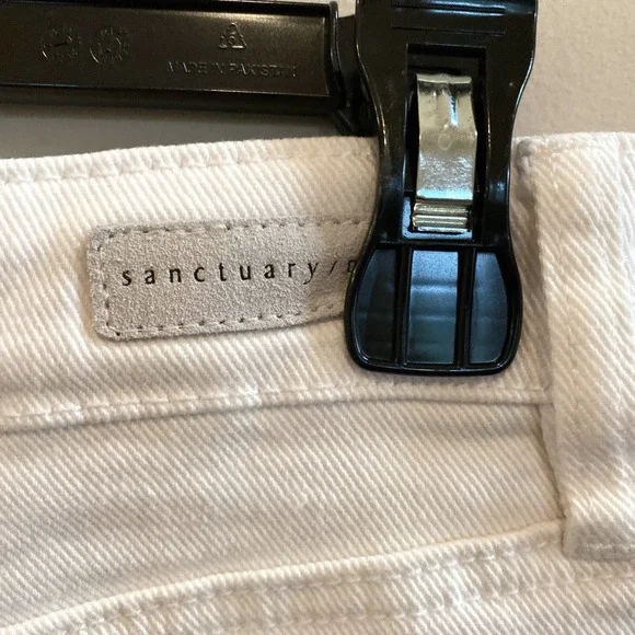 NWT Sanctuary Denim Sidewalk Jean Short Vintage White, size 26 - Picture 5 of 8